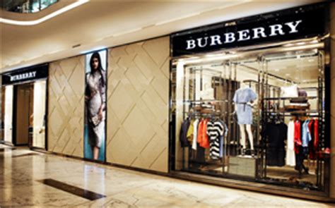 burberry showroom in india.